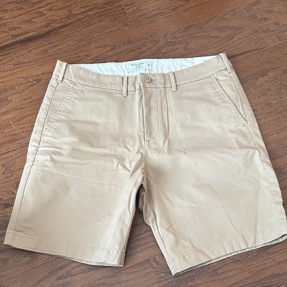 Abercrombie & Fitch Khaki Flat Front Men’s Shorts